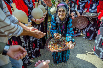 جشن چله تابستان در روستای زردوئی