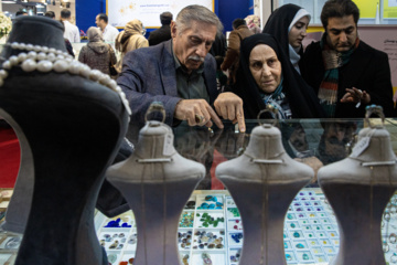 Retour en image de la 16ᵉ exposition de l'or, de l'argent, des bijoux, tenue à Téhéran, capitale iranienne 