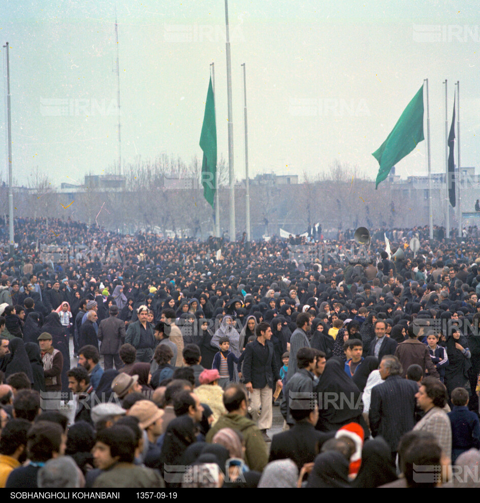 راهپیمایی مردم تهران در روز تاسوعا سال 1357