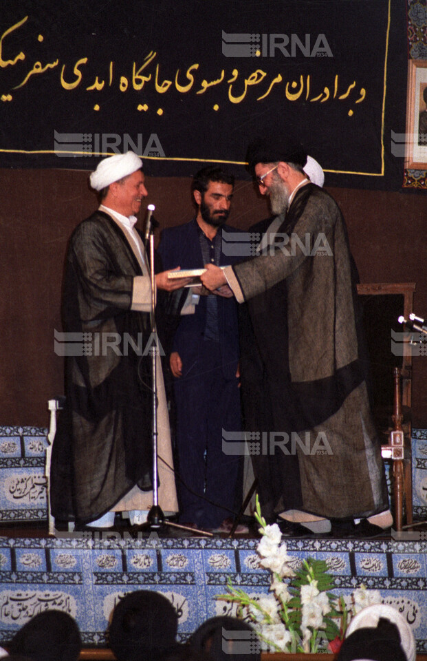 تنفیذ حکم ریاست جمهوری حجت الاسلام والمسلمین علی اکبر هاشمی رفسنجانی