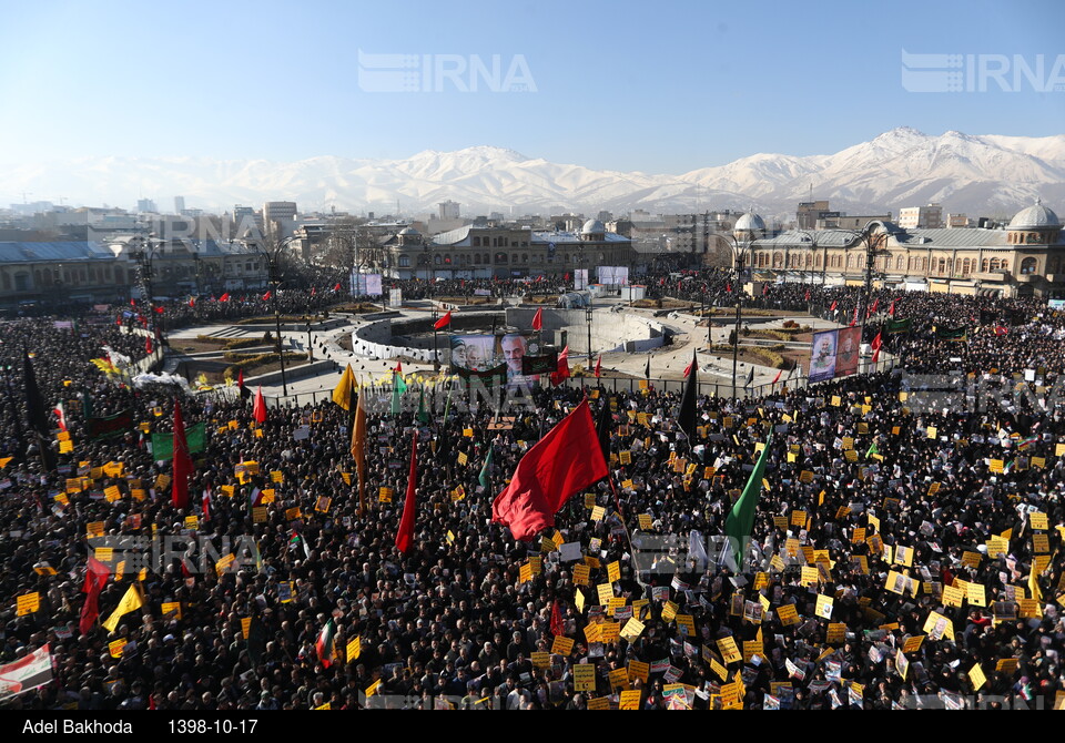 شرکت مردم همدان در مراسم بزرگداشت سردار سلیمانی