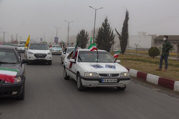 راهپیمایی موتوری به مناسبت بزرگداشت ۲۲ بهمن با حضور اقشار مختلف مردم گنبدکاووس همزمان با سراسر کشور برگزار شد