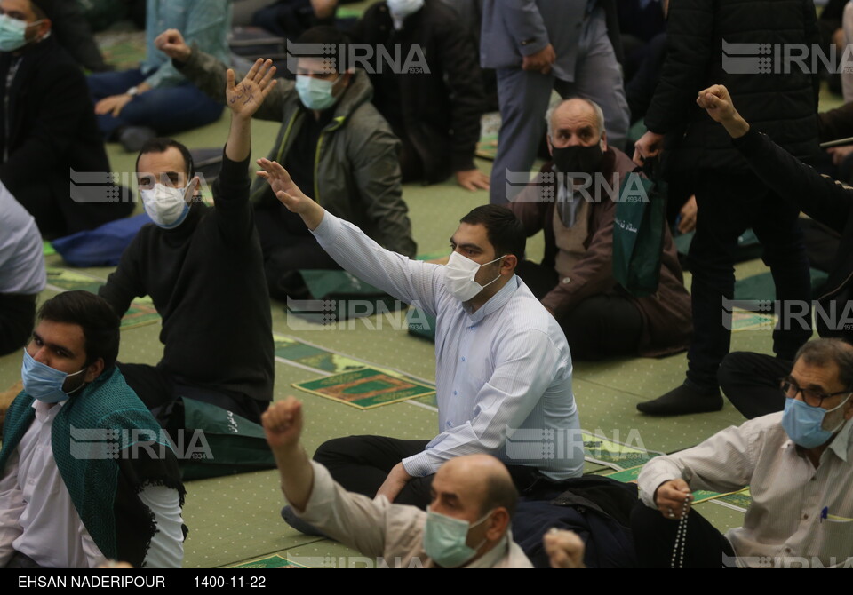 حضور رئیس جمهور در نماز عبادی - سیاسی جمعه تهران 22 بهمن 1400