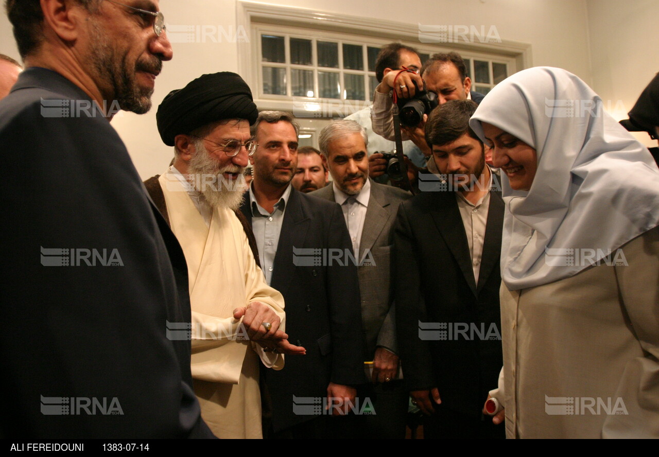 دیدار جمعی از مدال آوران المپیک و پاراالمپیک یونان با مقام معظم رهبری