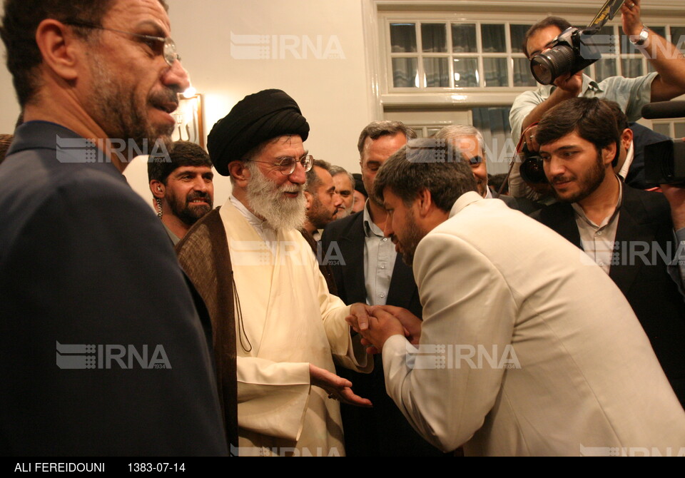 دیدار جمعی از مدال آوران المپیک و پاراالمپیک یونان با مقام معظم رهبری