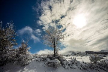 Nieve otoñal en Mazandarán