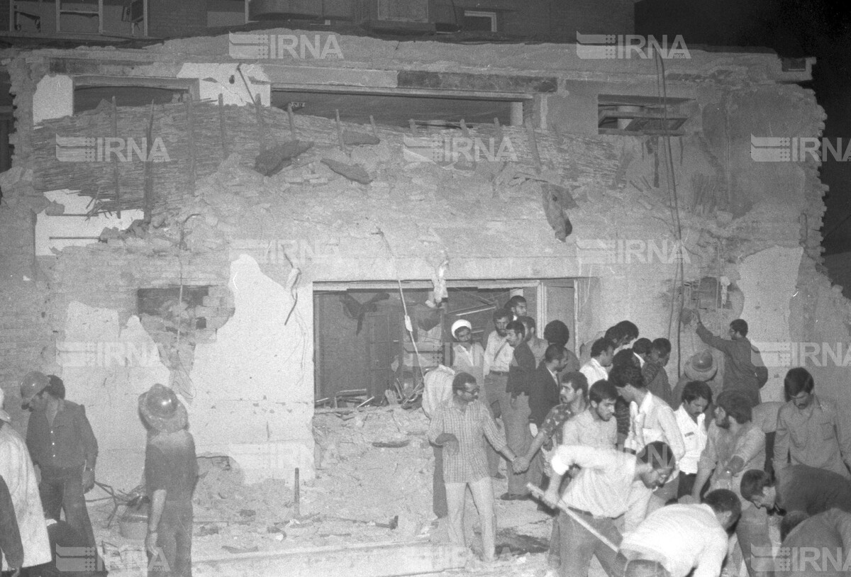 انفجار دفتر مرکزي حزب جمهوري اسلامي