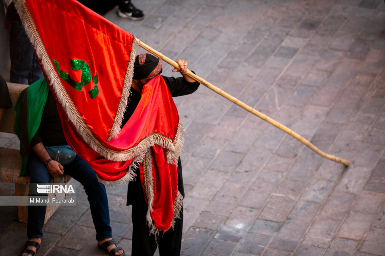 خیمه سوزان عصر عاشورا در میدان امام حسین (ع)