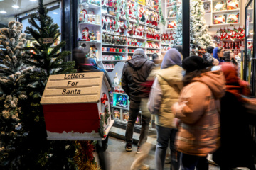 Ambiente navideño en Teherán