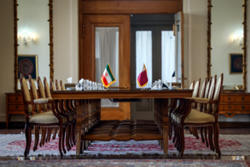 Meeting of Iranian, Qatari foreign ministers