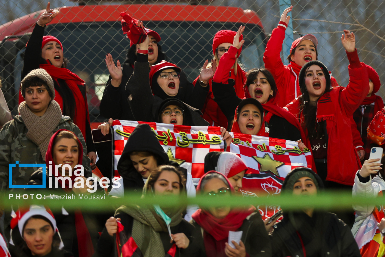 لیگ برتر فوتبال - پرسپولیس و خیبر