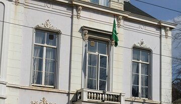 تیراندازی به ساختمان سفارت عربستان در هلند