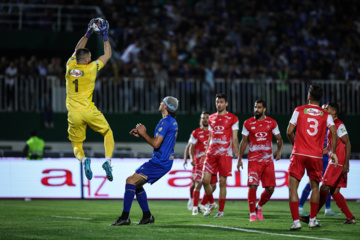 لیگ برتر فوتبال- استقلال و پرسپولیس