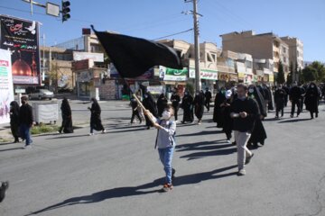 راه پیمایی جا ماندگان اربعین در ایلام