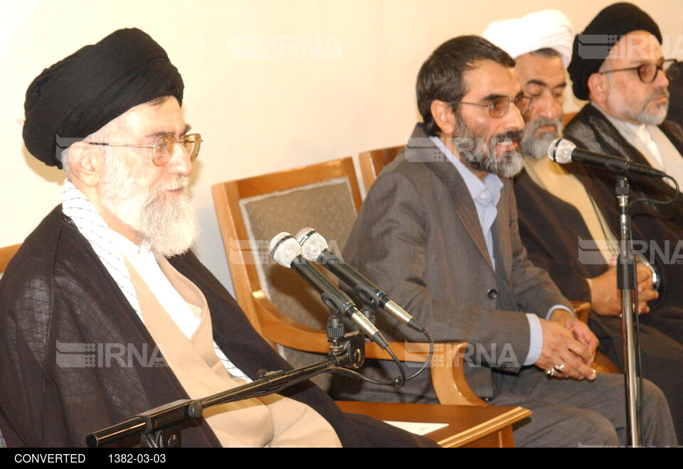 دیدار اعضای ستاد بزرگداشت ارتحال امام خمینی (ره) با مقام معظم رهبری