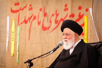 آیت الله علم الهدی: غرب از الگو شدن انقلاب اسلامی برای سایر ملتها هراس دارد