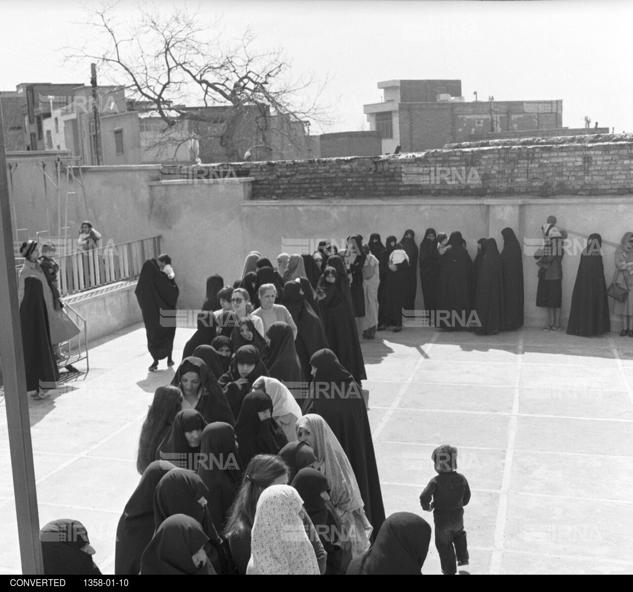 حضور مردم در رفراندوم جمهوری اسلامی - حضور مردم کرمان