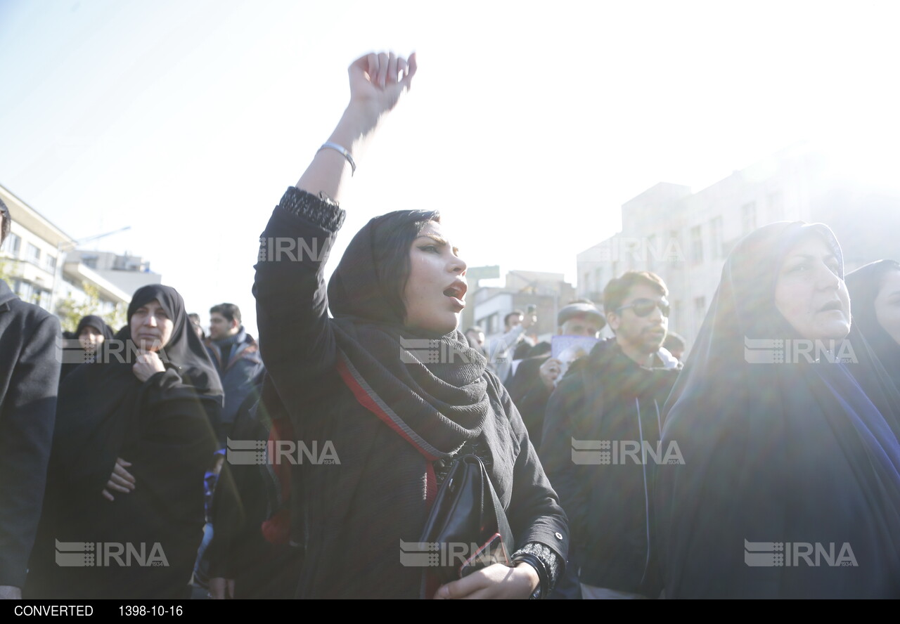 وداع با سربازان وطن - تشییع پیکر سردار سلیمانی