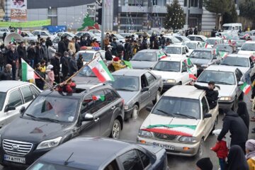 راهپیمایی خودرویی ۲۲ بهمن در میاندوآب