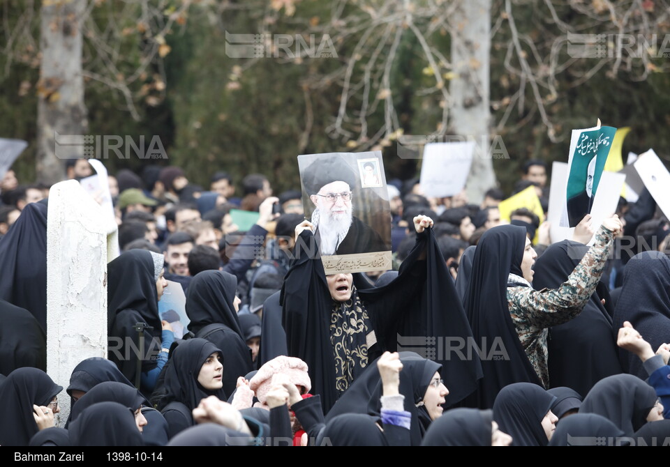 تجمع دانشجویان دانشگاه های تهران در پی شهادت سپهبد سلیمانی