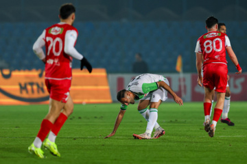 لیگ برتر فوتبال - پرسپولیس و خیبر