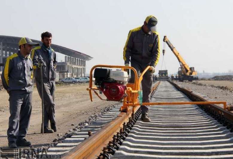 معاون استاندار یزد : راه آهن یزد - اقلید فارس آماده بهره برداری است