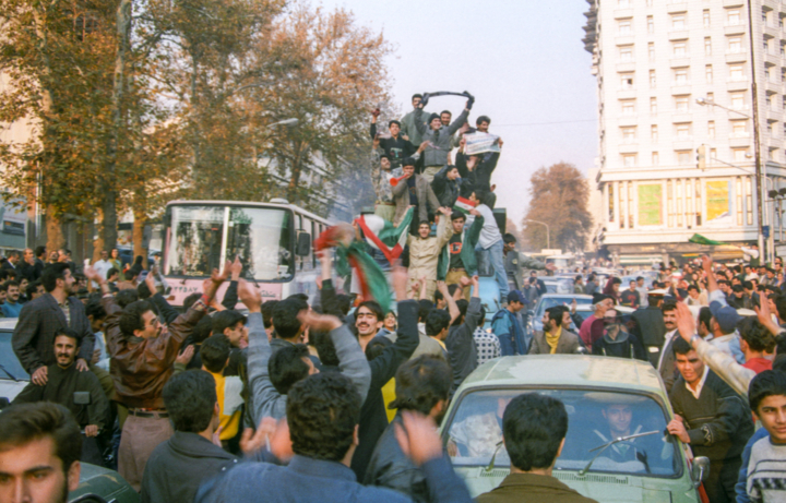 صعود تاریخی فوتبال  ایران به جام جهانی هشتم آذر ۷۶ ؛ از ملبورن تا خیابان های پرشور ایران