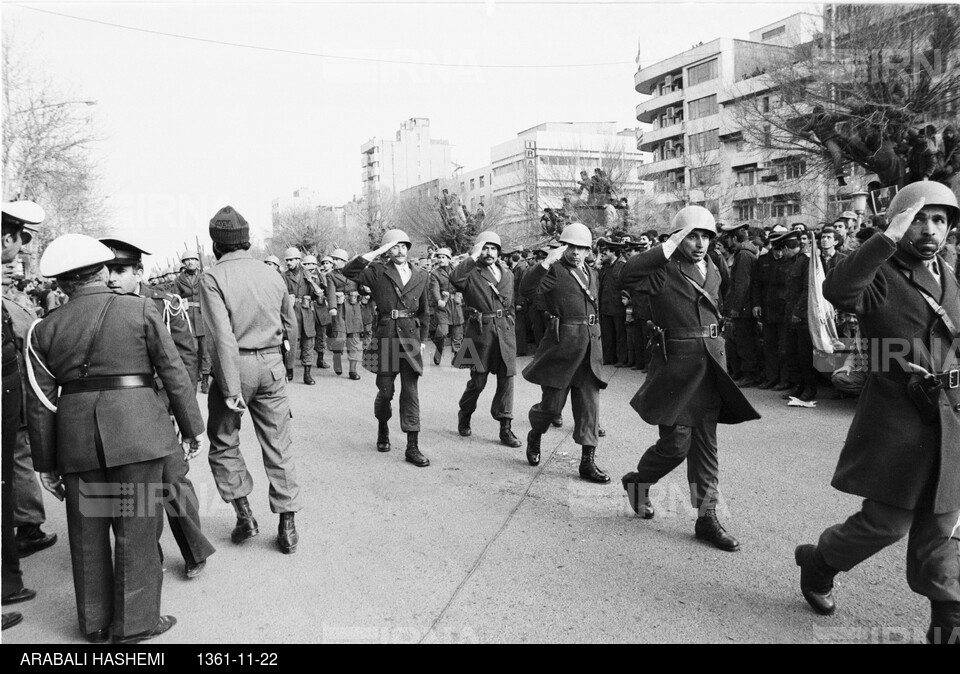 رژه نیروهای مسلح در آغاز پنجمین سالگرد پیروزی انقلاب اسلامی