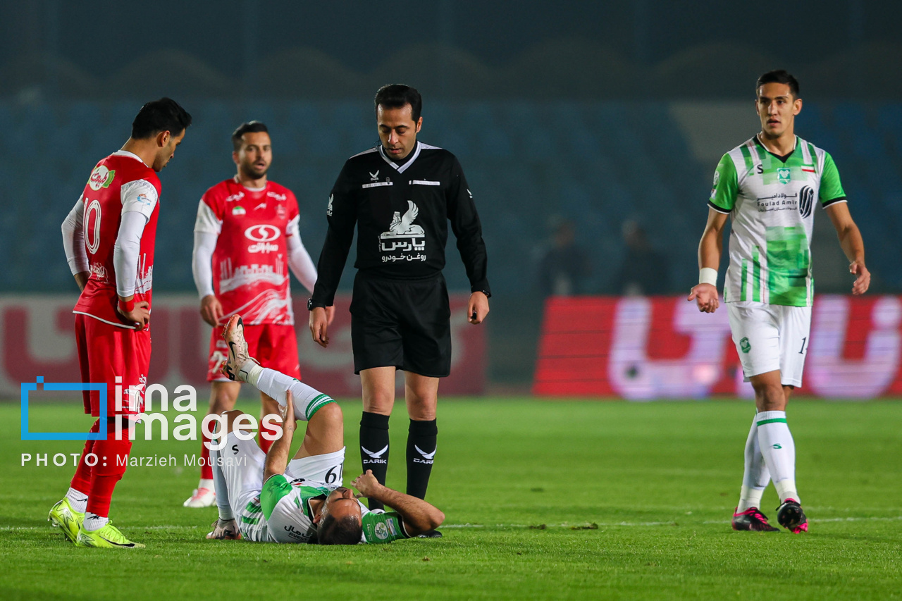 لیگ برتر فوتبال - پرسپولیس و خیبر