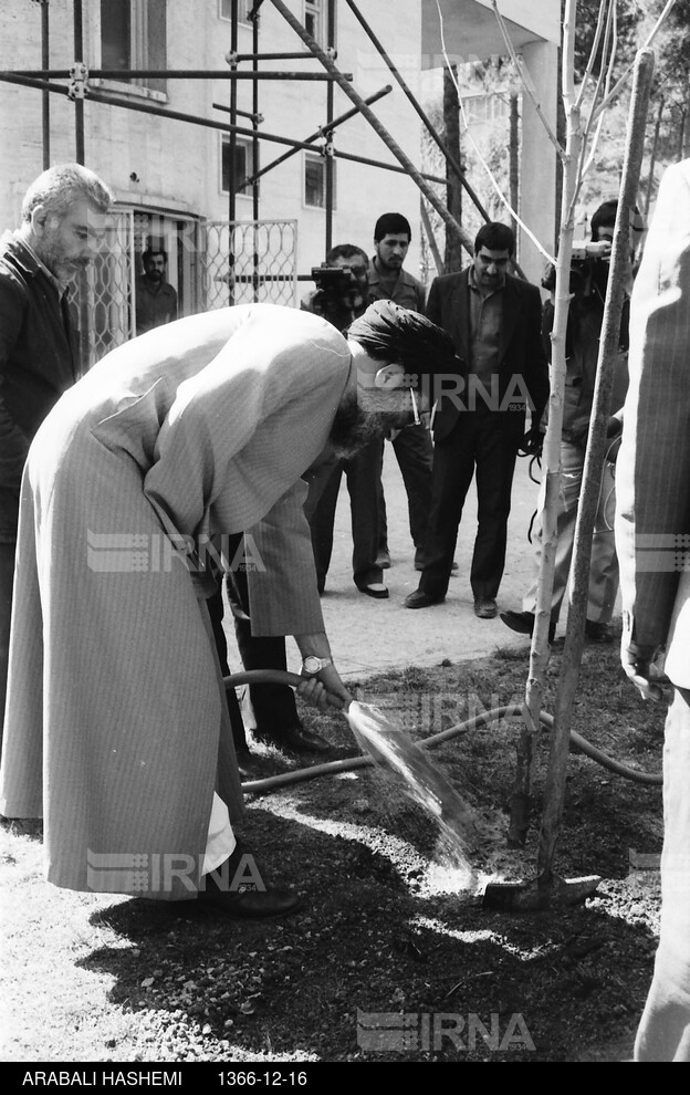 مراسم درختکاری با حضور ریاست جمهوری