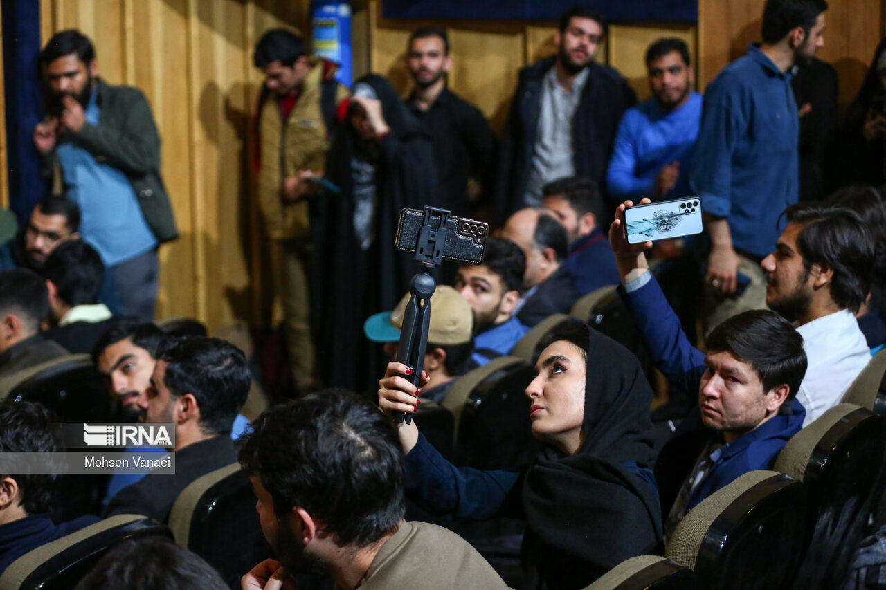 حضور وزیر امور خارجه در دانشگاه تهران