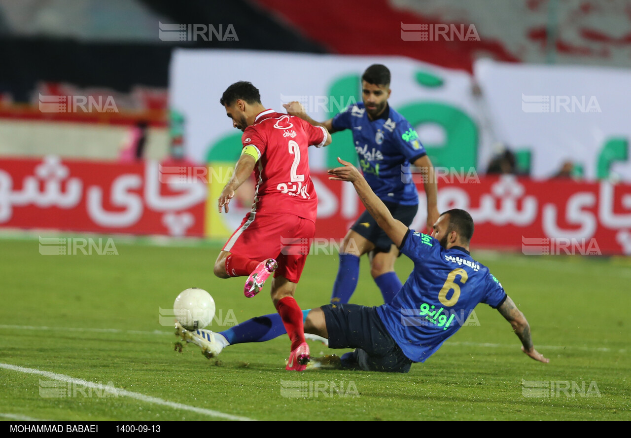 نود و هفتمین شهرآورد پایتخت ( تساوی تیم های پرسپولیس و استقلال )