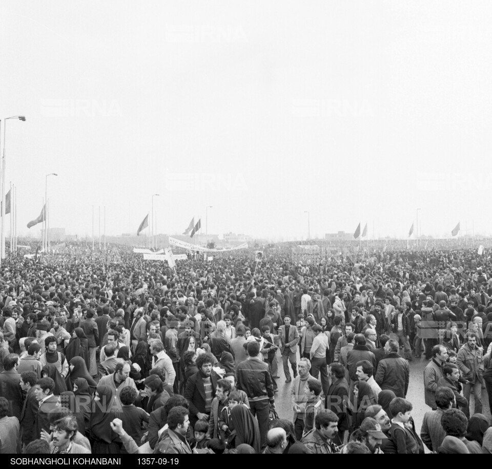 راهپیمایی مردم تهران در روز تاسوعا سال 1357