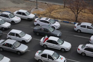 راهپیمایی خودرویی ۲۲ بهمن در بیرجند