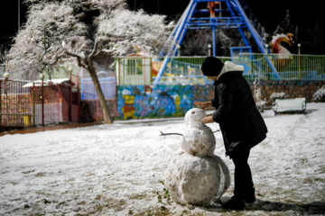 Iran : chute de neiges à Sanandaj 