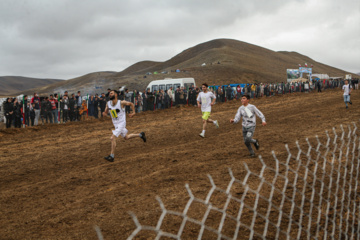 Iran : le 29ème Festival culturel et sportif des Nomades d'Azerbaïdjan au nord-ouest