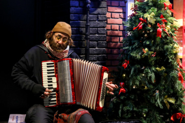 Ambiente navideño en Teherán