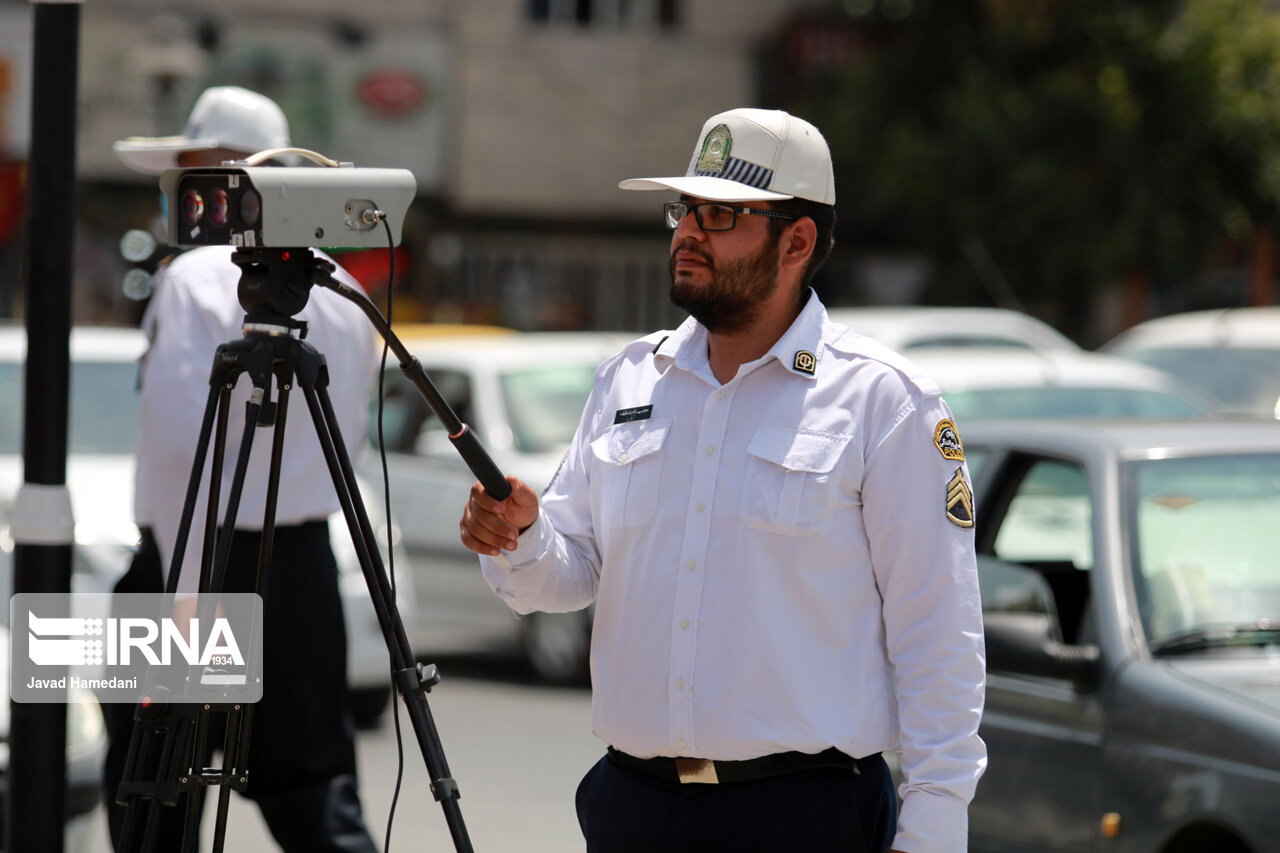 برخورد با تخلفات حادثه‌ساز/ ۲۶ خودرو در شهریار راهی پارکینگ شد