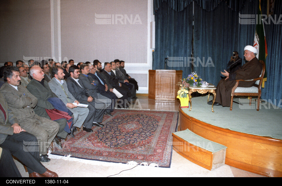 دیدار مدیران سازمان صنایع دستی با رییس مجمع تشخیص مصلحت نظام