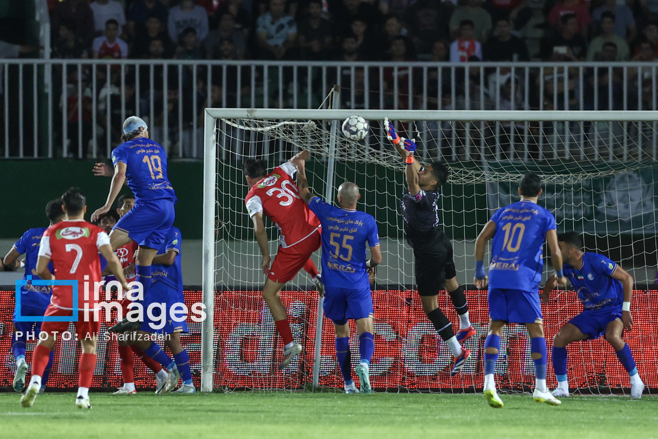 لیگ برتر فوتبال- استقلال و پرسپولیس