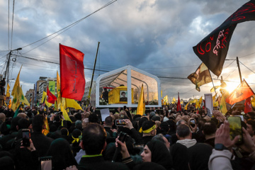 En images : les temps forts des funérailles des martyrs Nasrallah et Safieddine