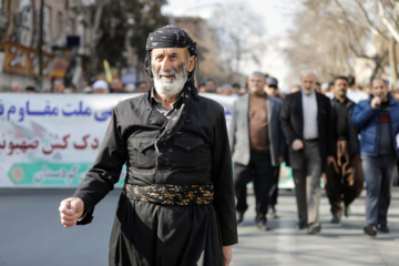 راهپیمایی «جمعه نصر» در سنندج