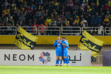 Football match between Sepahan and Al-Hilal