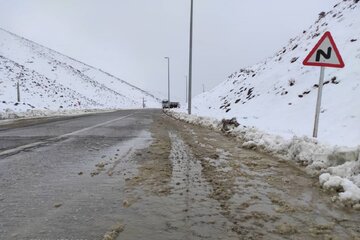 آماده باش راهداران مهابادی در روزهای زمستانی