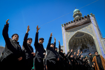 Mashhad, de luto por el aniversario del fallecimiento del Profeta del Islam