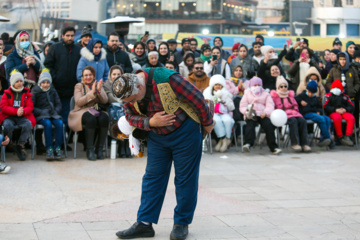 Le 20e Festival de théâtre de marionnettes Téhéran-Moubarak s'ouvre au parc Ab-o Atash