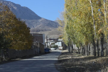 جلوه هایی از پاییز رنگارنگ در روستای گردشگری " کوسج" ماکو