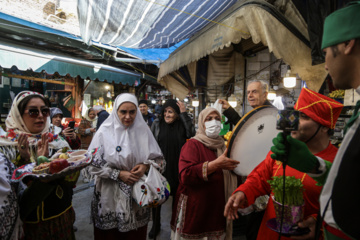 Le rituel du Nowruz Khani annonce l'arrivée du nouvel an persan