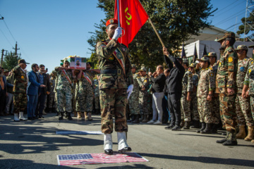 Funeral por el mártir Sayad Mansuri en Kermanshah