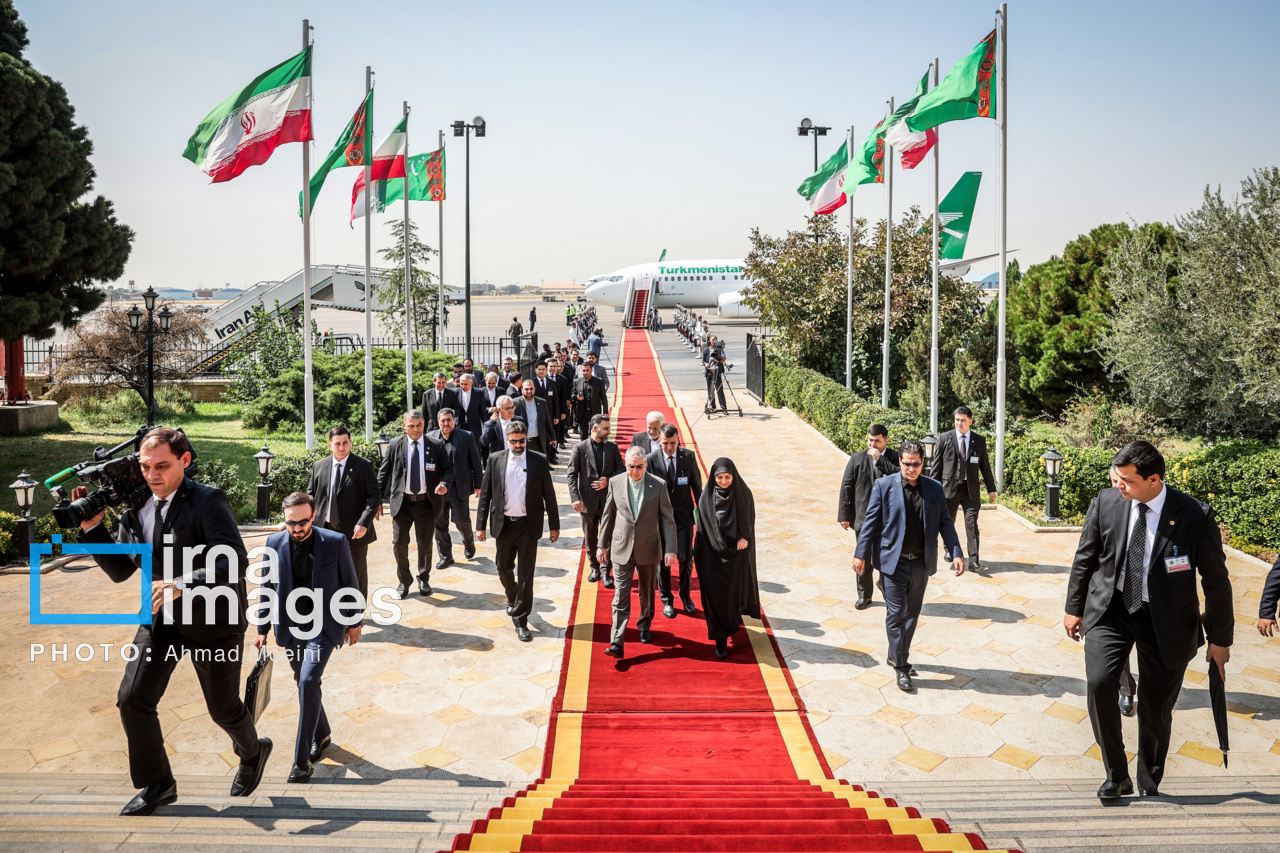 ورود رهبر ملی ترکمنستان به تهران